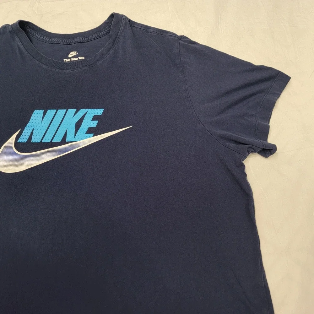 Nike Mens Swoosh Logo Graphic T-Shirt Navy Blue XXL DZ5171-410